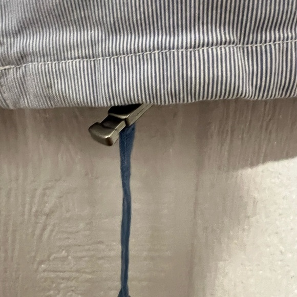 Rafaela size 10 zip up vest - Picture 4 of 5